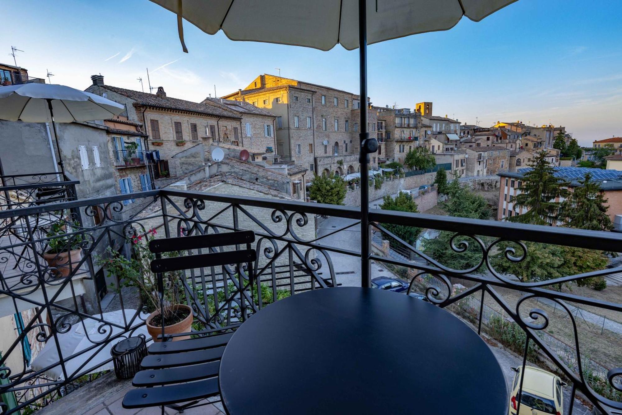 Casa Agello Homestay *